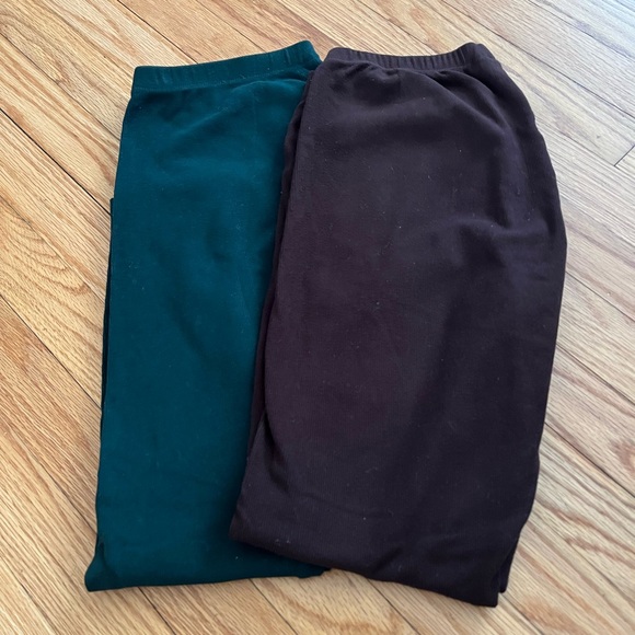 JONES NEW YORK SPORT 2 pair deep green/ chocolate brown leggings, L - Picture 2 of 4
